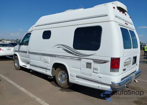 2003 Ford E-350 Super Duty Recreational из США, поврежденный, VIN 1FDSE34L73HA88496